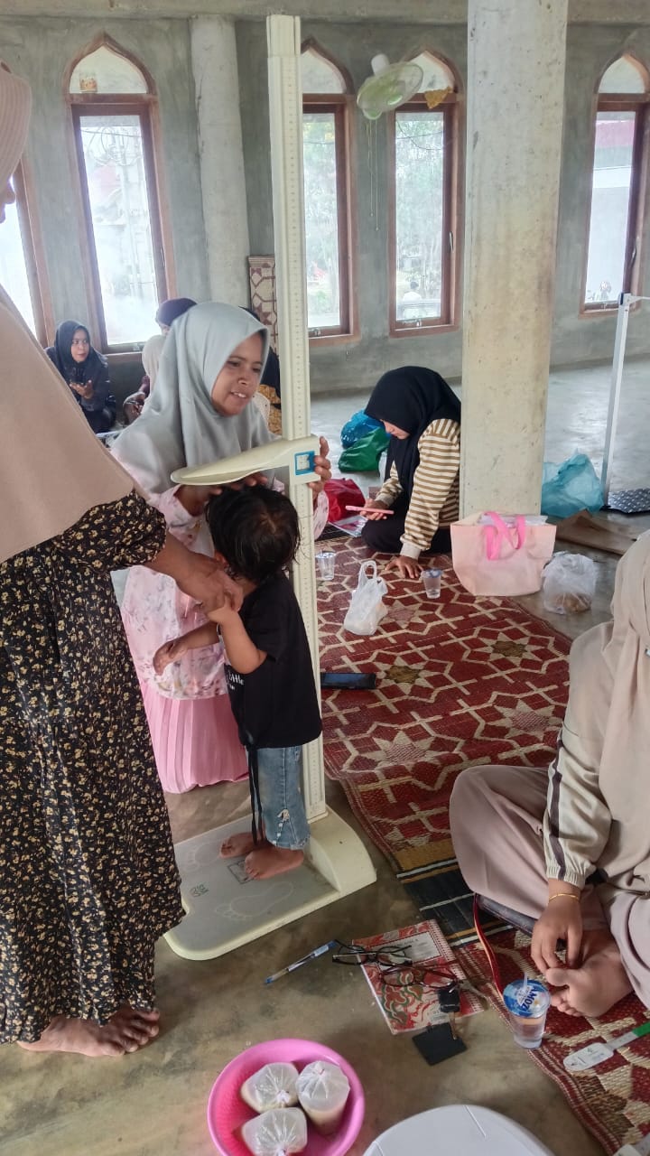 Foto: Kegiatan Posyandu Gampong Matang Seuke Pulot, Jambo Aye